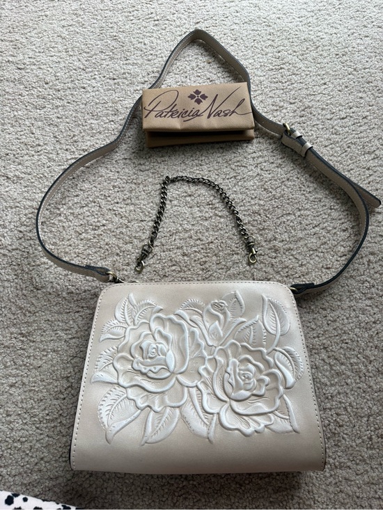 Patricia Nash Handbags - Patricia Nash Cream Embossed Floral Leather Crossbody with Chain Accent